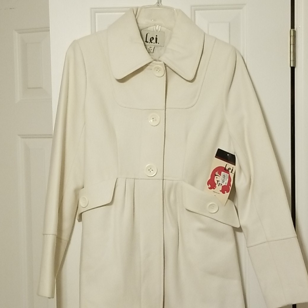 White Pea coat